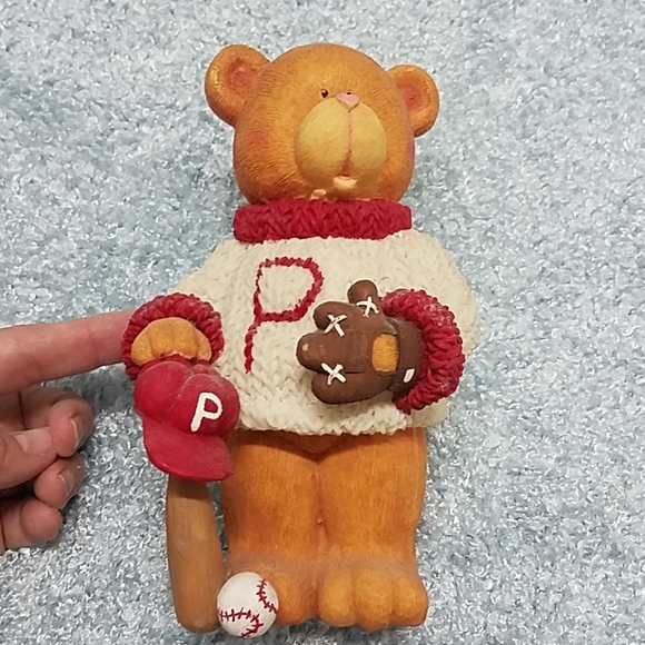 Baseball bear decor - Picture 2 of 5